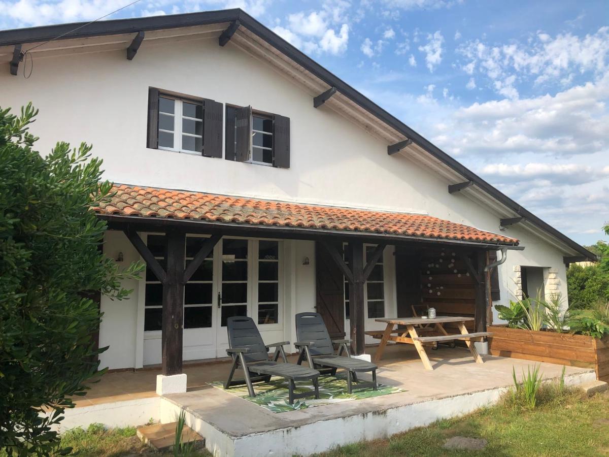 Villa Orcas Léon Esterno foto